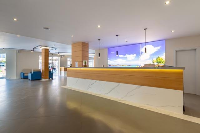 Hotel Martinez 8/47