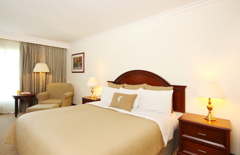 Fiesta Inn Express Nuevo Laredo 11/42