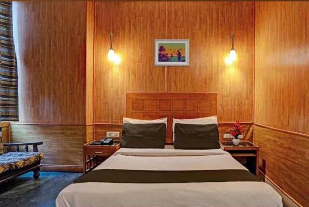 Oyo 421 One Hotel 36/44