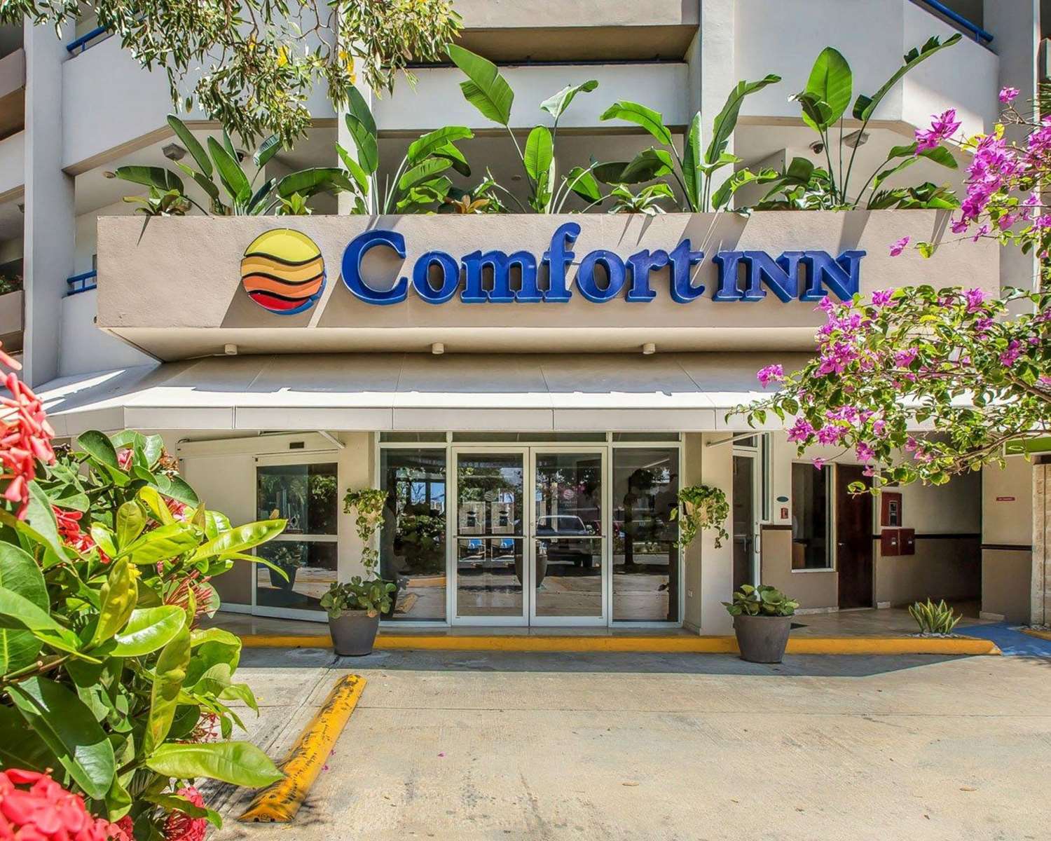 Comfort Inn & Suites Levittown PR 2/50