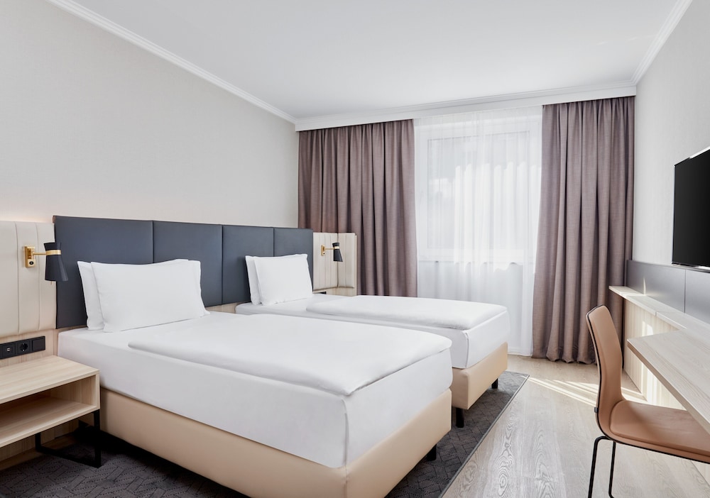Standard Room with Two Single Beds