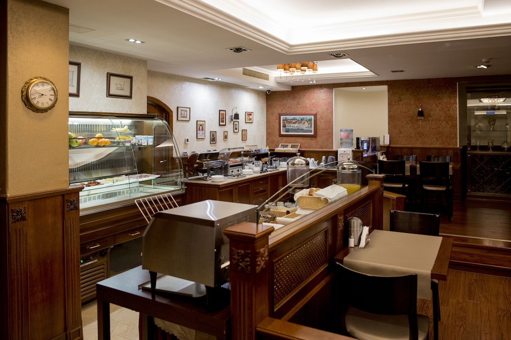 Gold Hotel Budapest 55/68