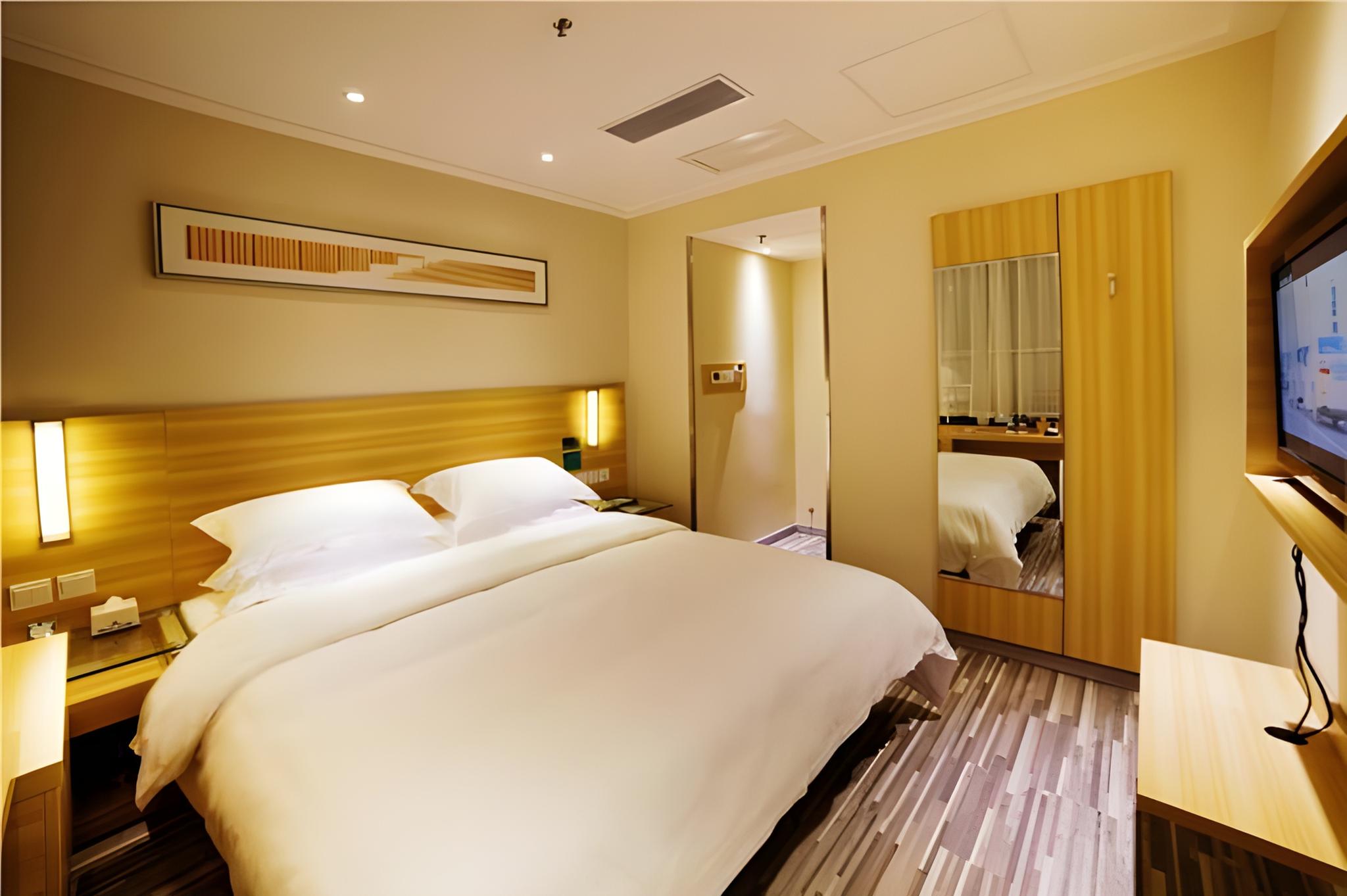 Special, Queen Bed