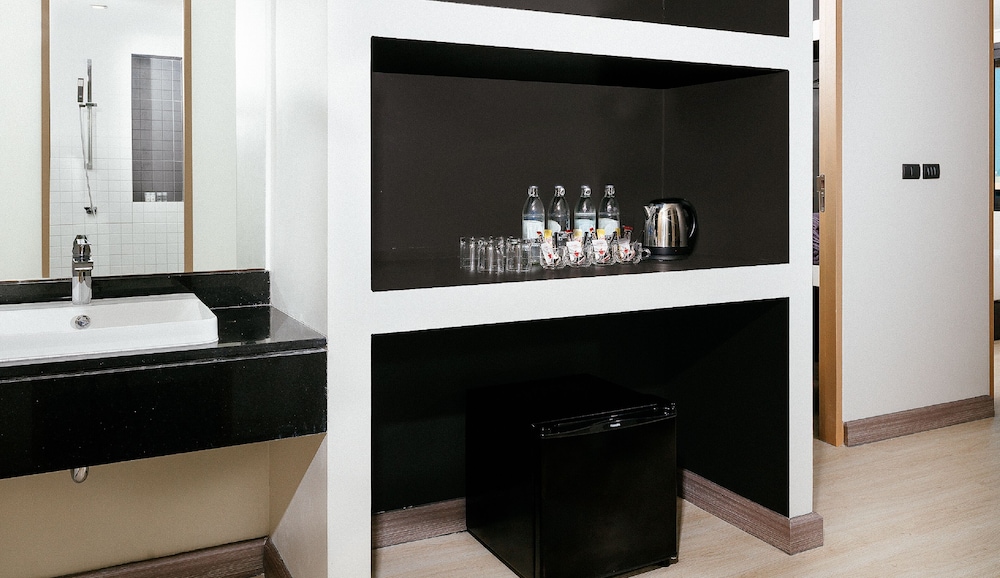 PRIME TOWN - Posh & Port Hotel PHUKET 45/45