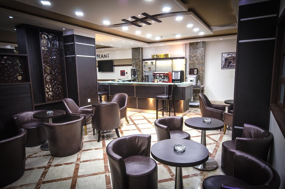 El Bey Hotel 35/50