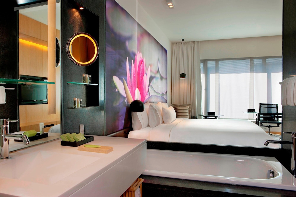 The Westin Hyderabad Mindspace 26/80
