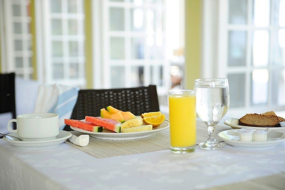 Coral Seas Beach Resort 41/58