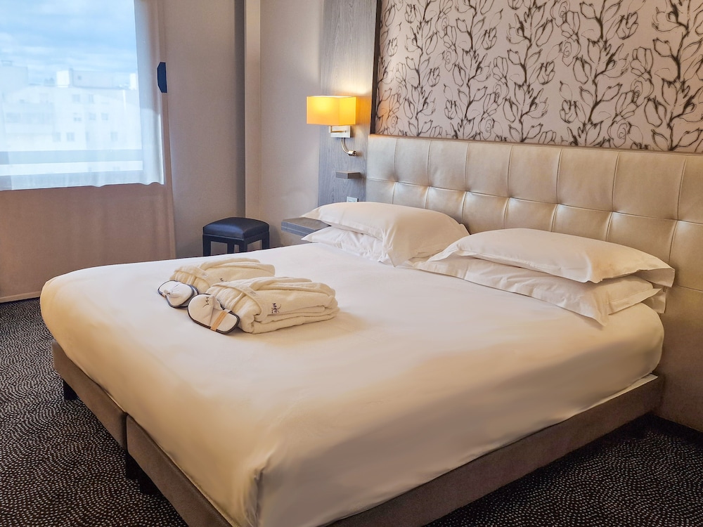Mercure Dijon Centre Clemenceau 19/78