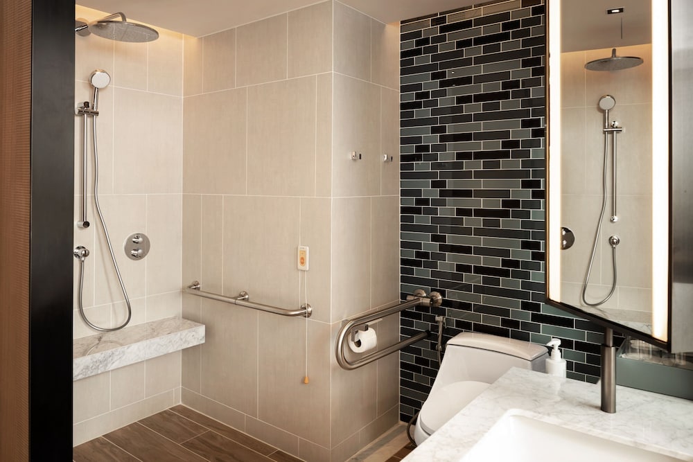 Fairfield by Marriott Phnom Penh 44/46