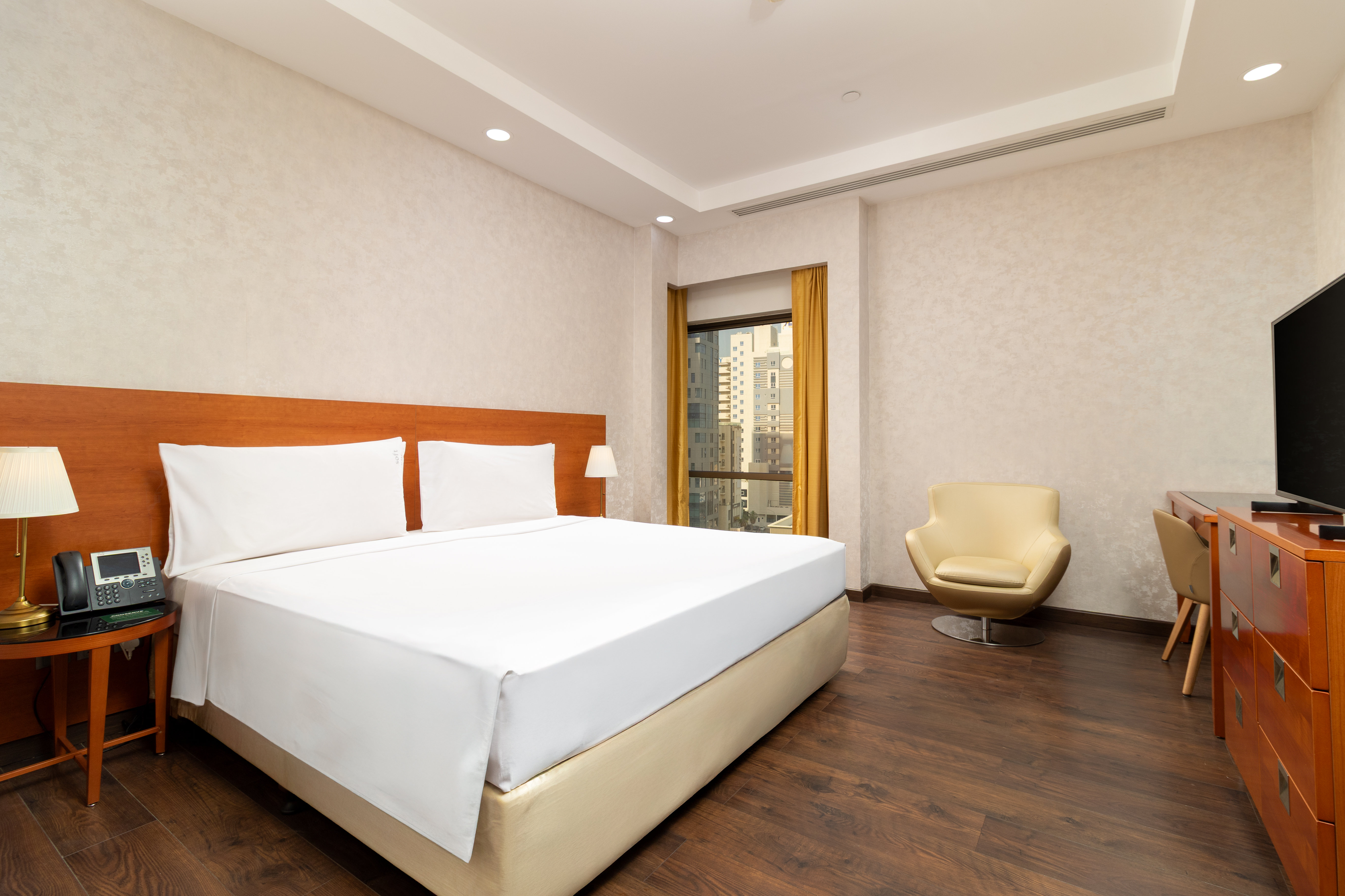 Holiday Inn Kuwait 20/79