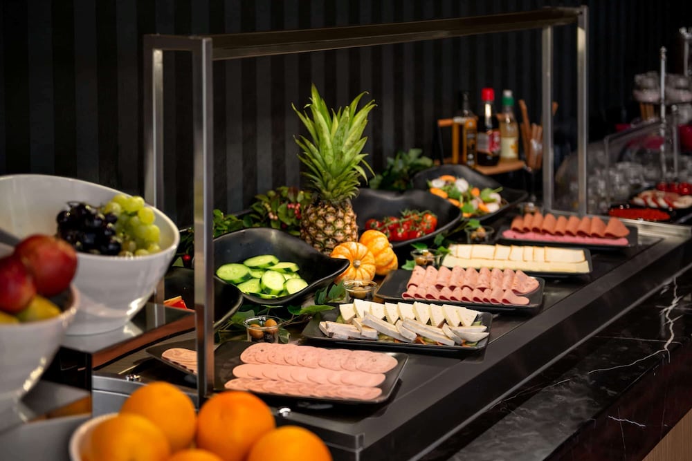 Ramada By Wyndham Budapest City Center 37/48