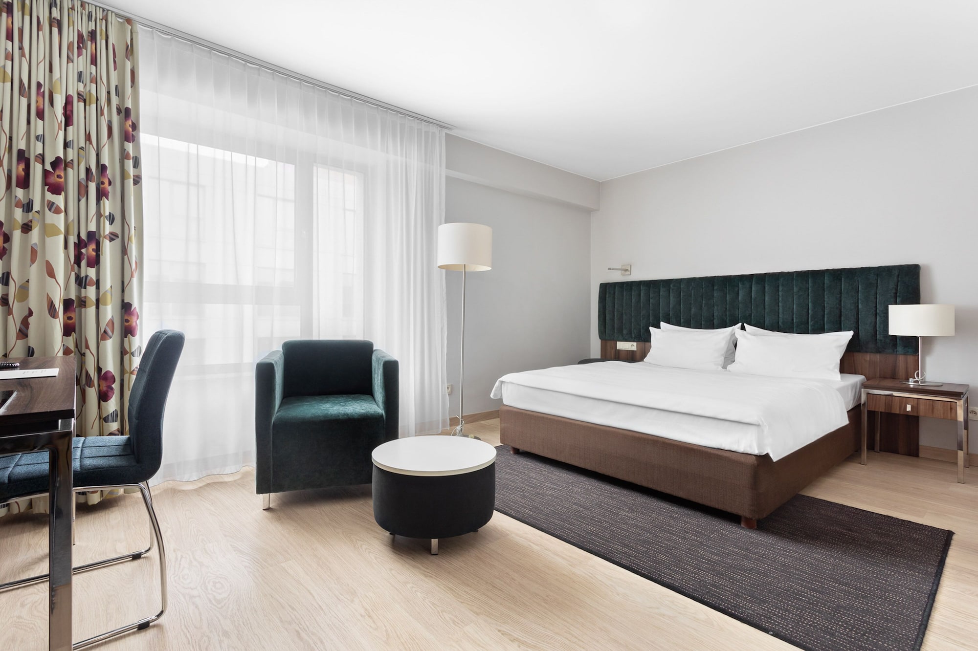 SUPERIOR, DOUBLE BED