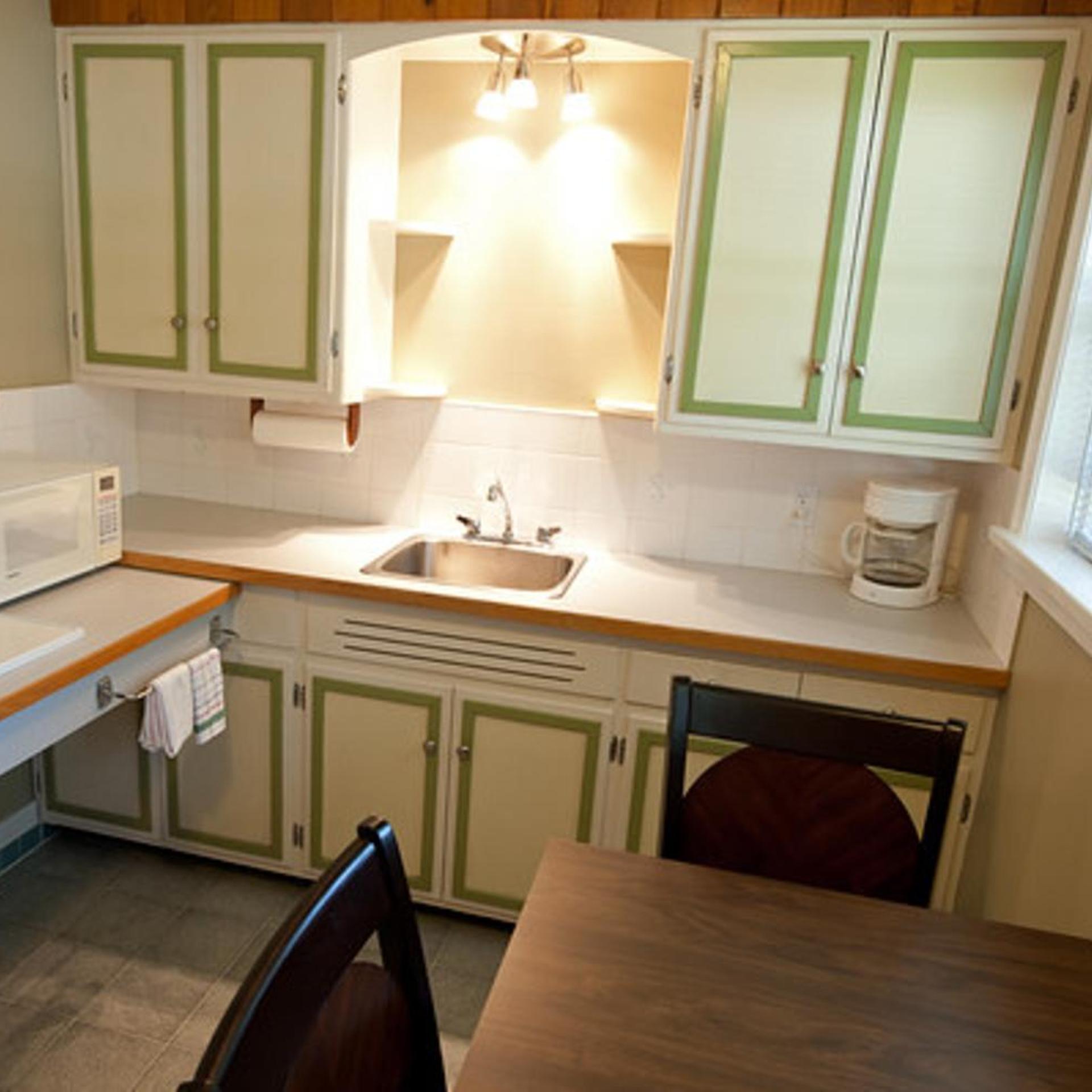 Alpine Inn & Suites 50/50