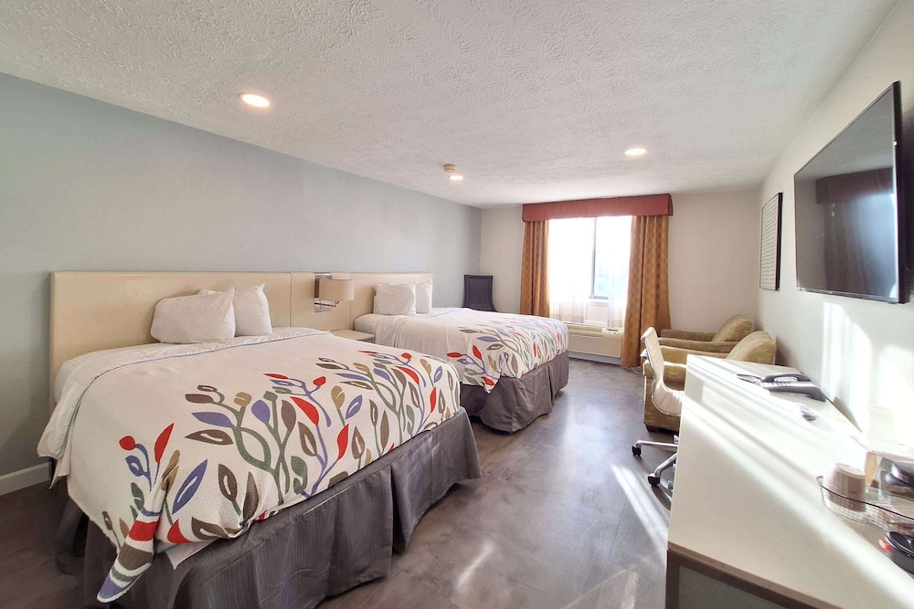 Travelodge by Wyndham Indianapolis Speedway 14/50