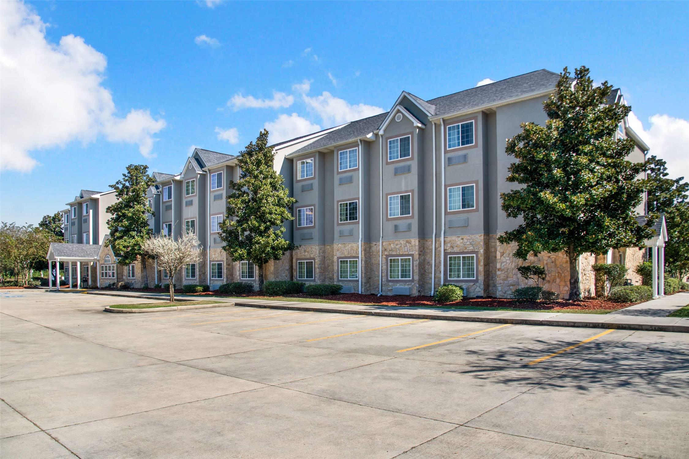 Microtel Inn and Suites By Wyndham Pearl River /Slidell 17/19