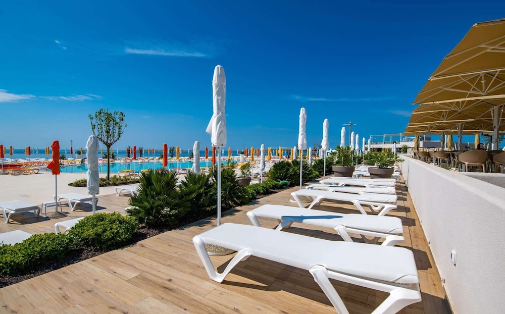 Arena Grand Kazela Camping Homes 31/50