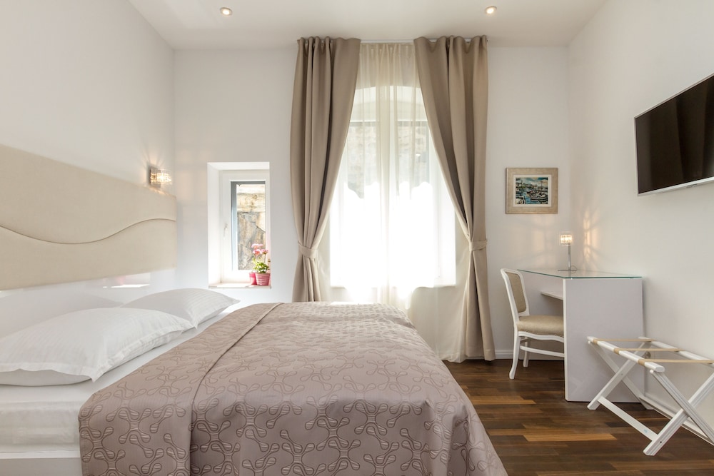 Pellegrini Luxury Rooms 17/50
