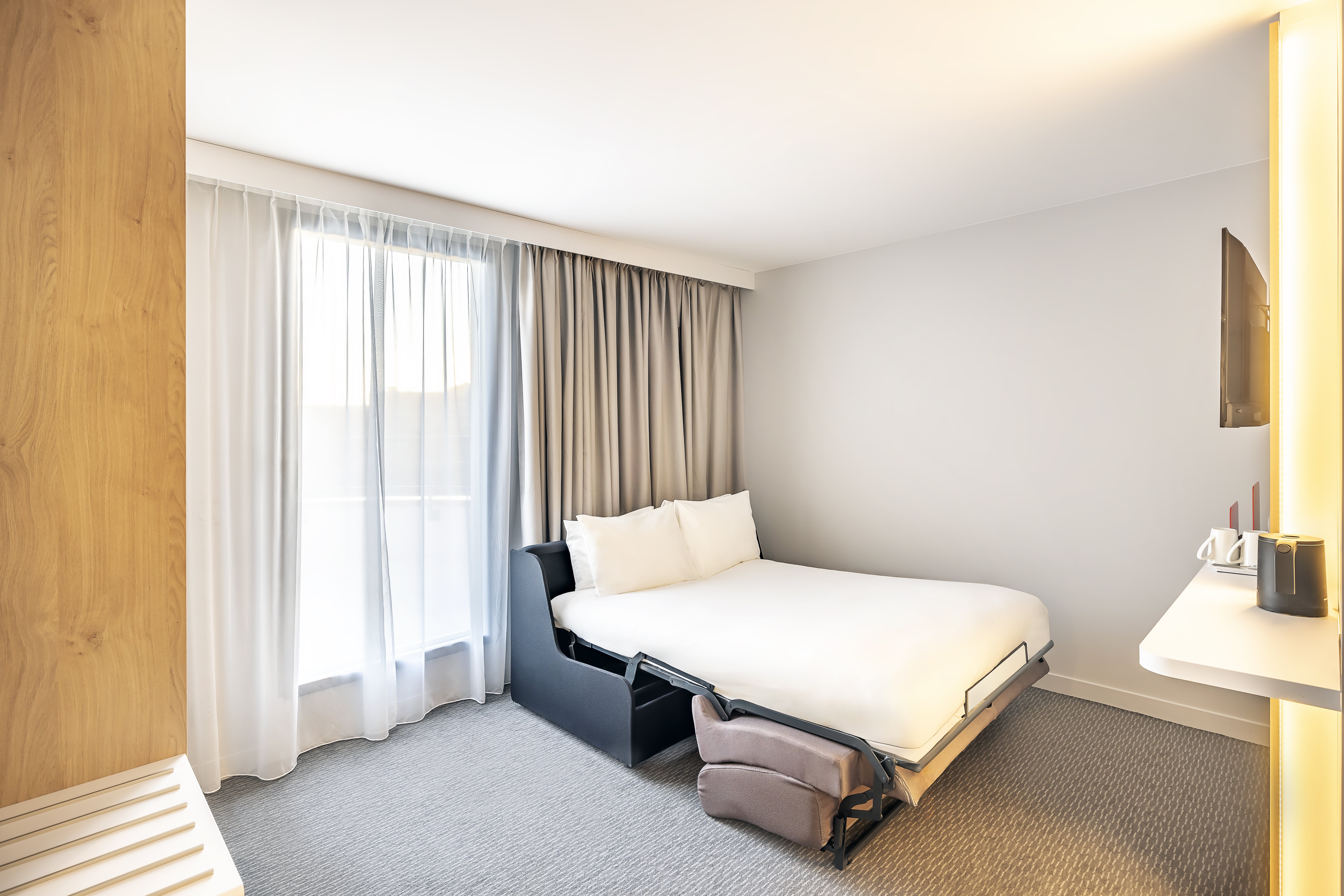 جناح بسرير كوين، Holiday Inn Express Paris - Poissy, an IHG Hotel 3/5