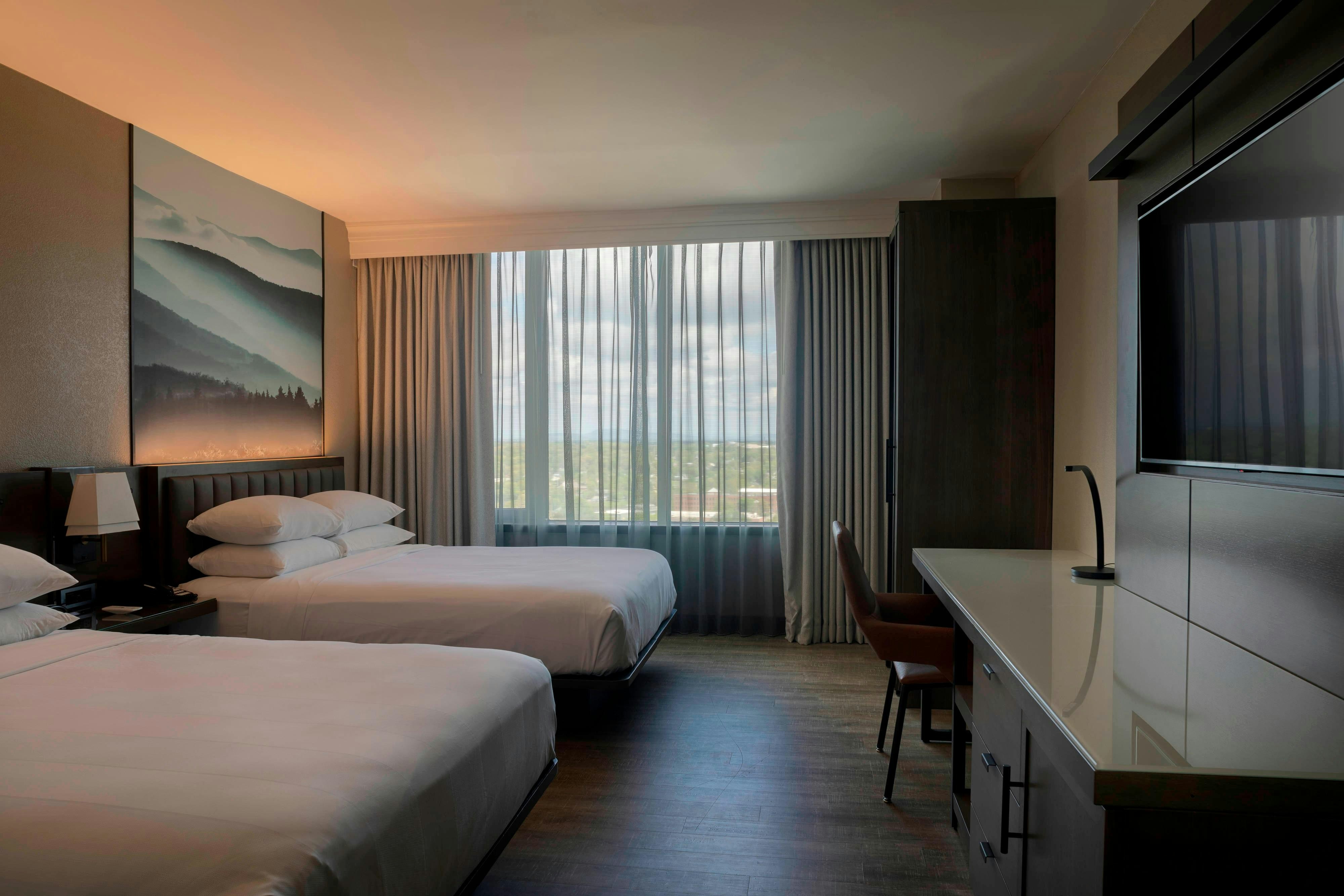 room, 2 queen beds