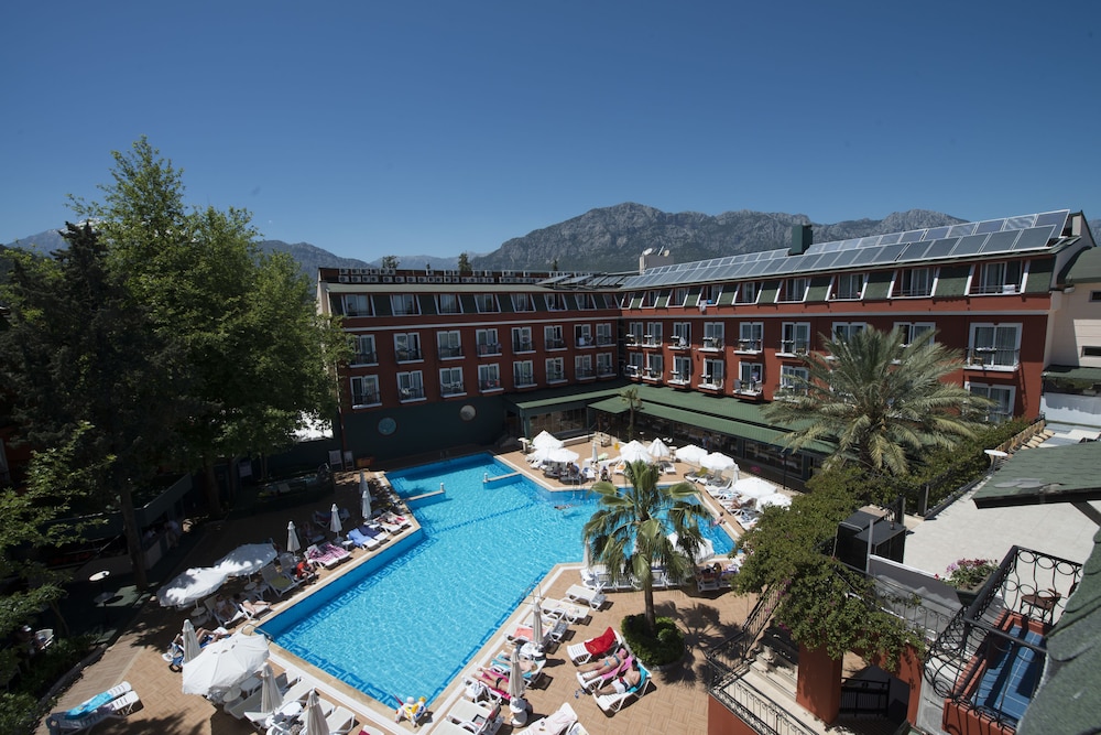 Asdem Park Hotel 2/28