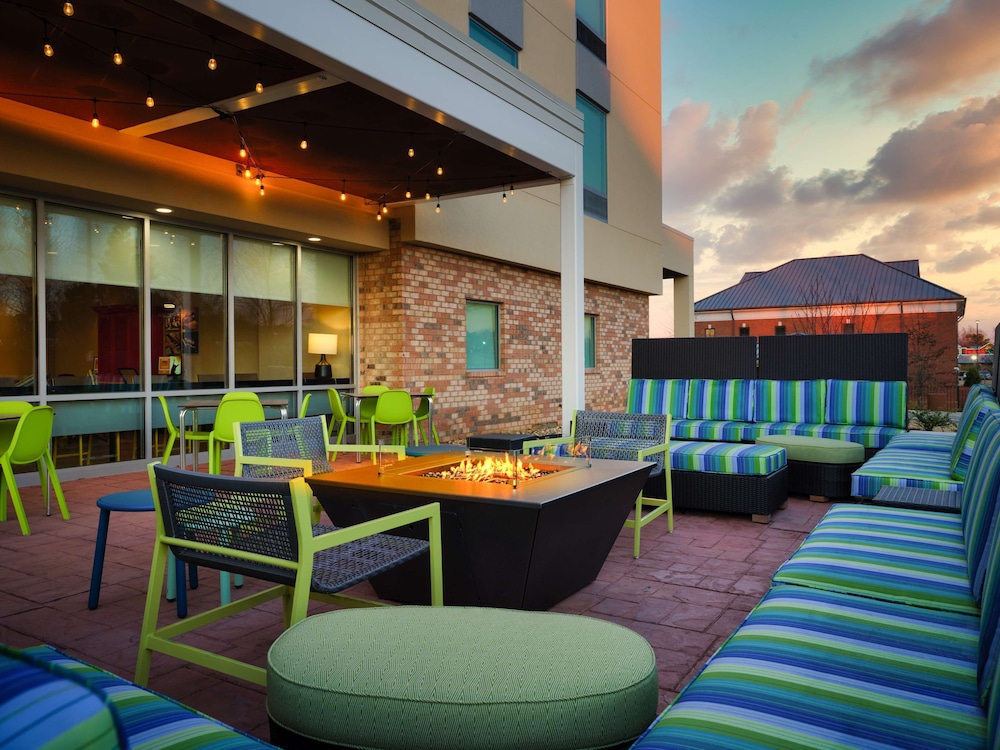 Home2 Suites by Hilton Tupelo, MS 35/44
