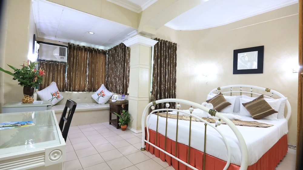 Loreland Farm Resort 41/66