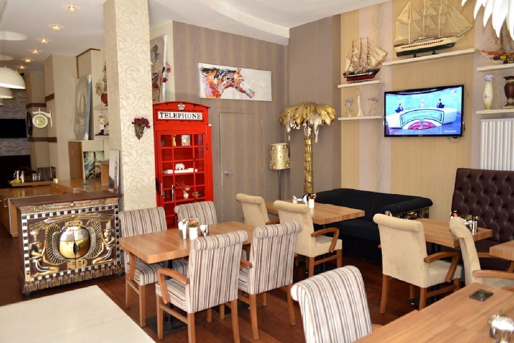 Galata Palace Hotel 45/61