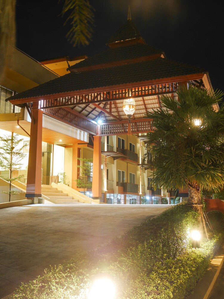 The Phufa Waree Chiangrai Resort 5/50