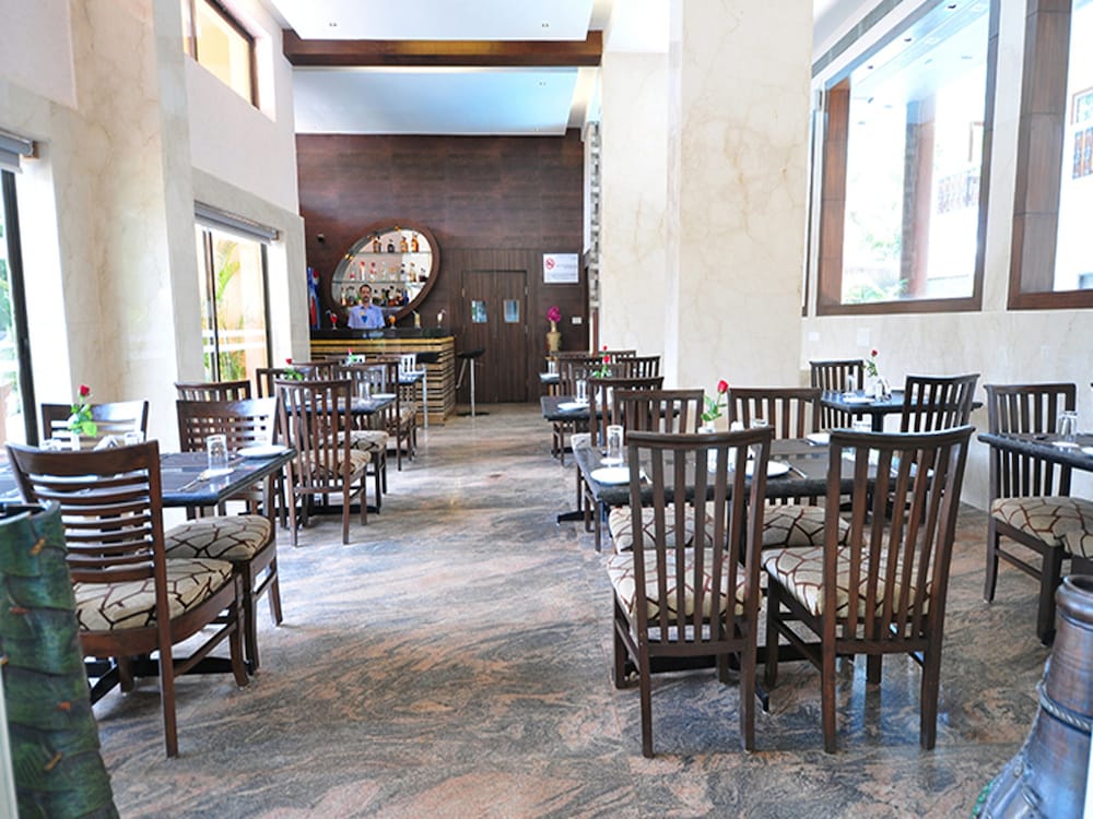 Le Seasons Beach Resort 34/54