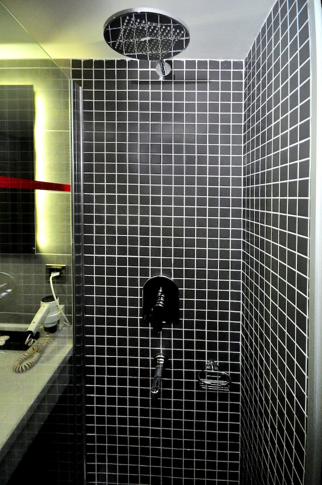 Hotel Osaka Airport 50/50