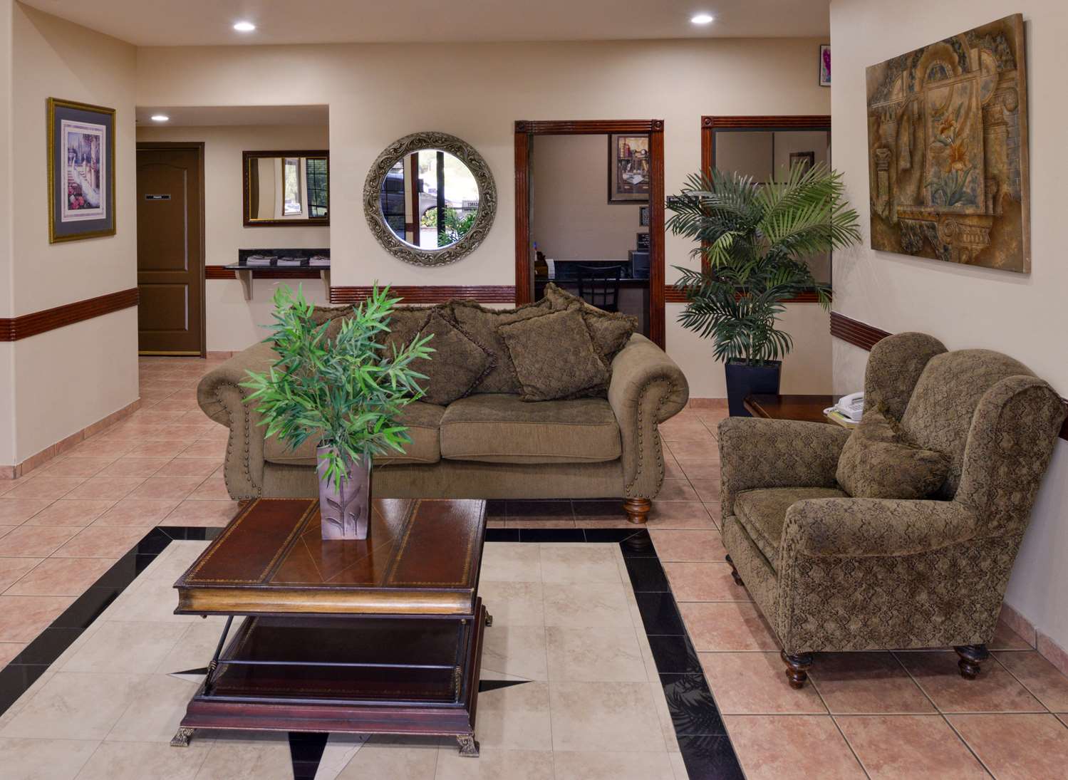 Americas Best Value Inn And Suites San Benito 24/37