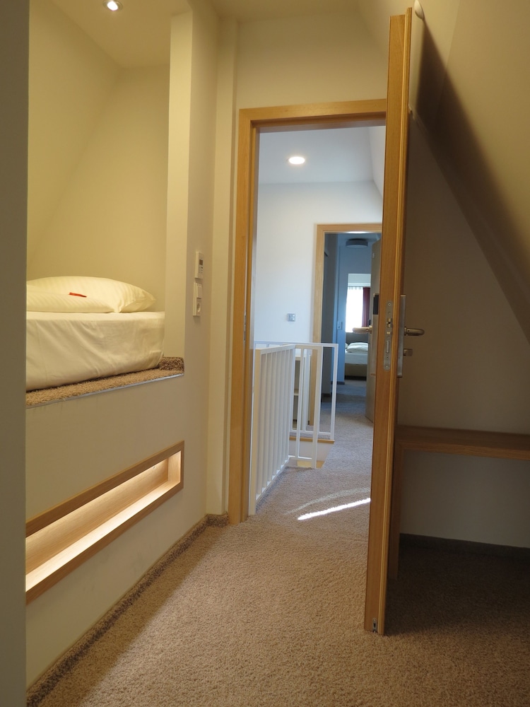 Hotel Neuthor 30/50
