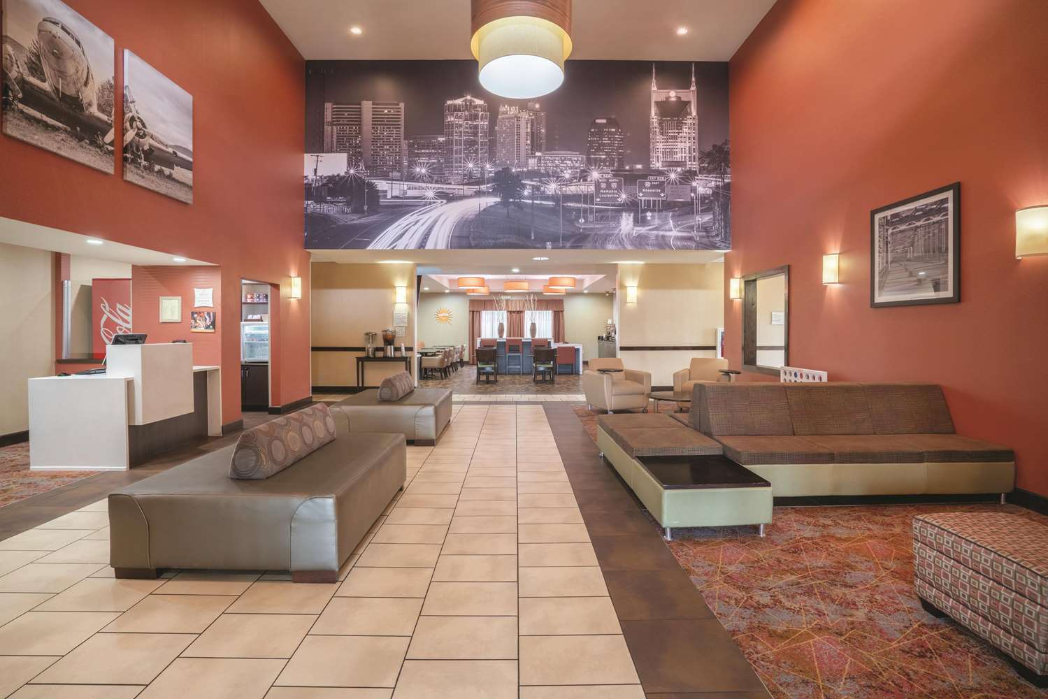 La Quinta Inn Suites Smyrna 23/45