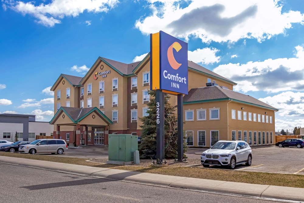 Comfort Inn Lethbridge South 6/43