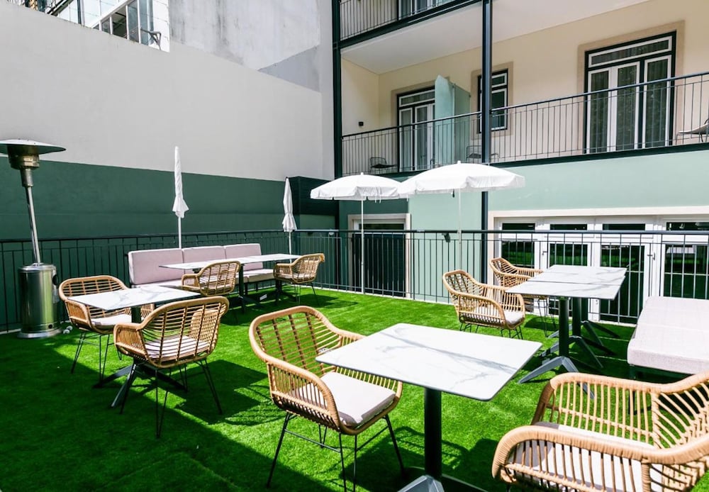 LX SoHo Boutique Hotel 58/70