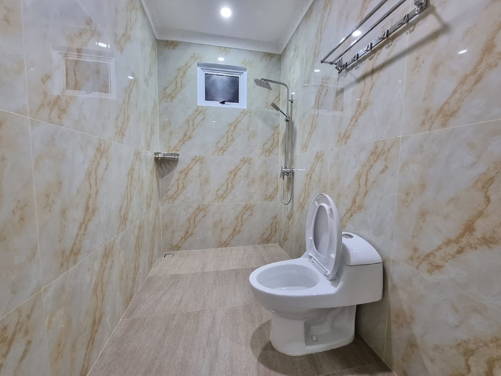 Villa Kota Bunga Anyelir 49/51