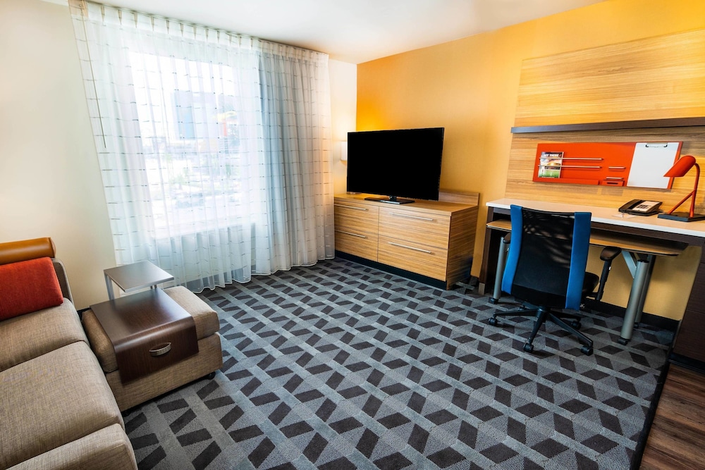 TownePlace Suites Las Vegas Stadium District 36/49