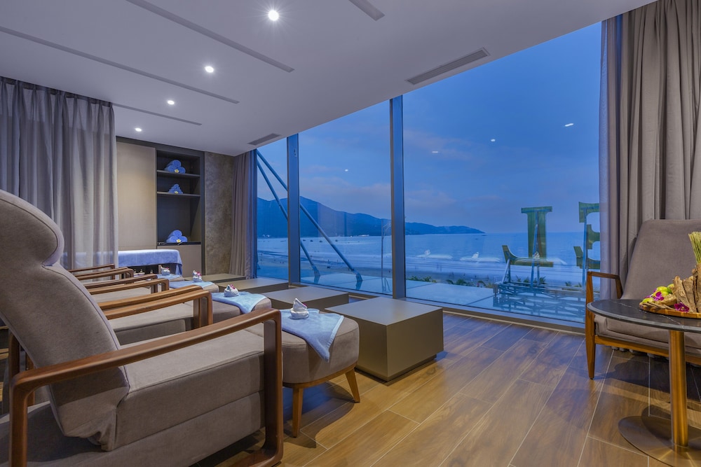 Le Sands Oceanfront Da Nang Hotel 22/50