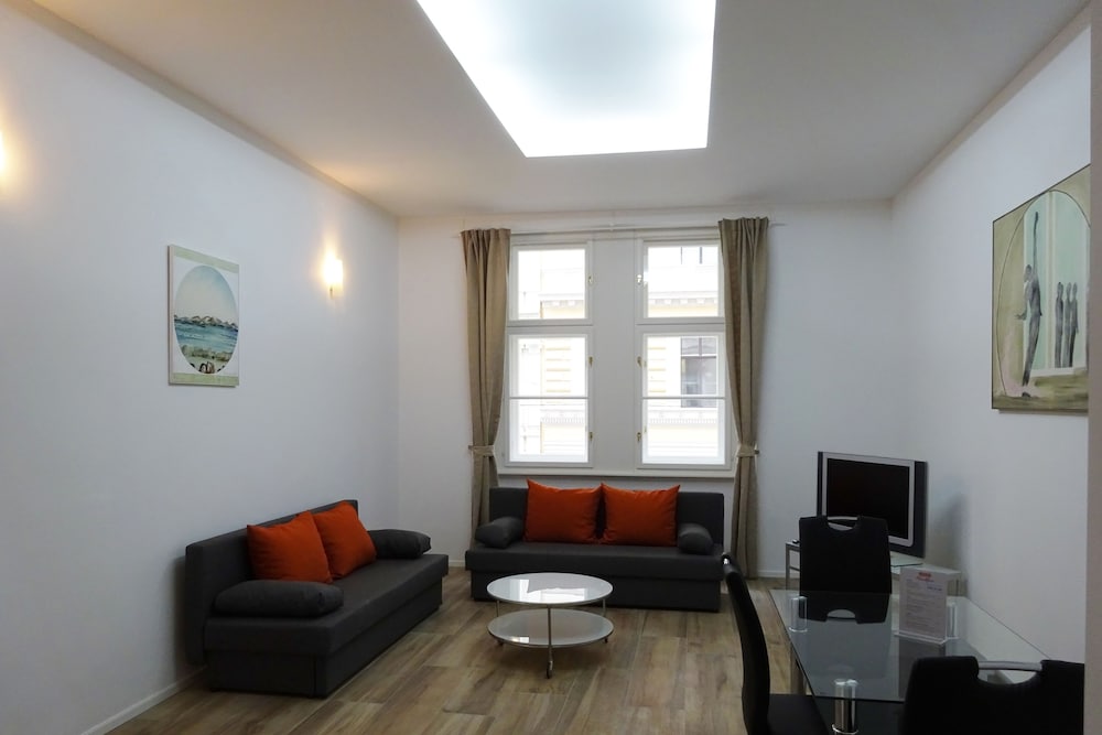 Govienna Luxury Oldtown Apartments 16/24