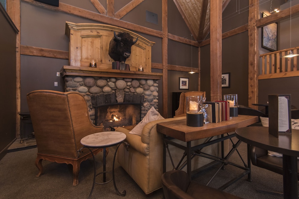 Buffalo Mountain Lodge 61/77
