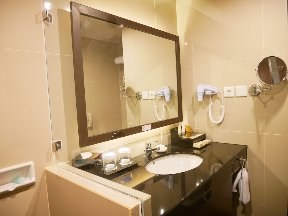 Best Western Premier La Grande Hotel 10/44