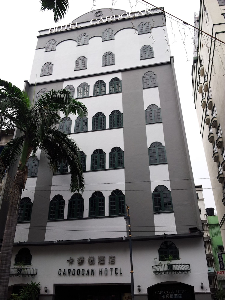 Cardogan Hotel 4/46