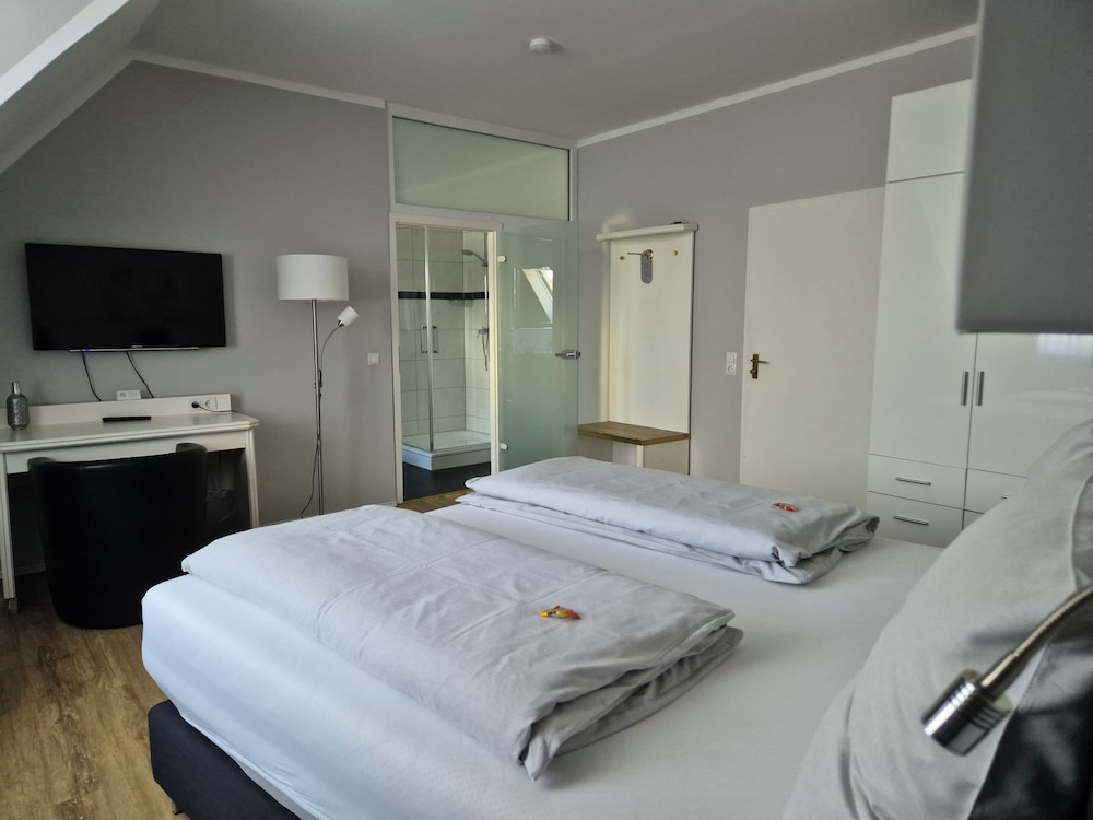Hotel Meyer 9/24
