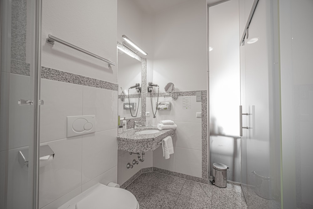 Villa Ceconi By Das Grune Hotel Zur Post - 100 Bio 79/82