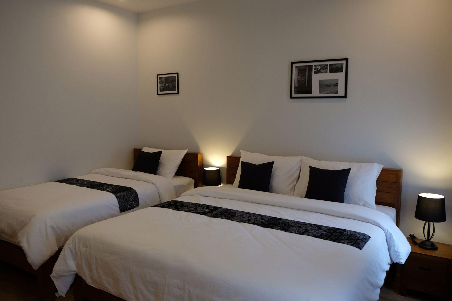 Deluxe, Triple, 2 Double Beds, Pool Access, Ground Floor