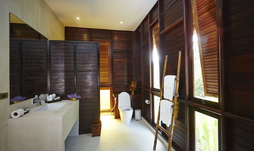 Wareerak Hot Spring And Wellness 48/50