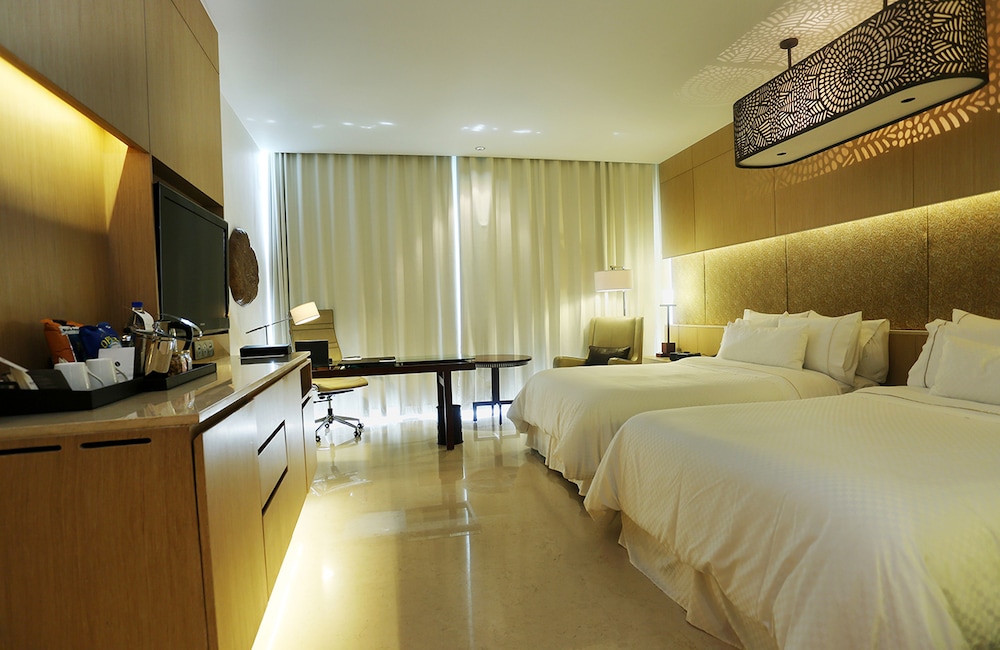The Westin Gurgaon New Delhi 15/60