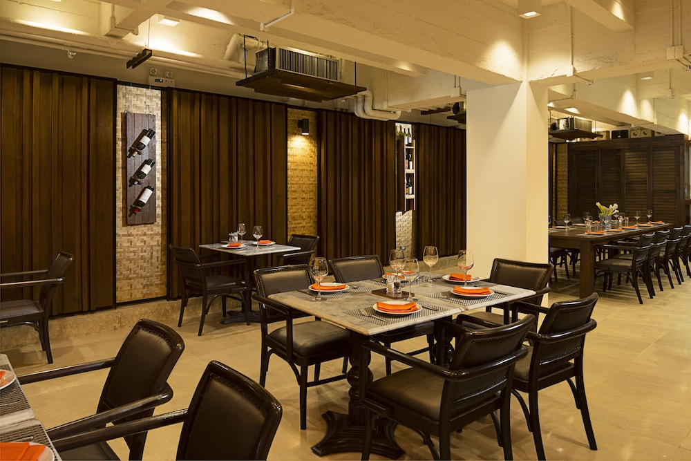 Movenpick Suriwongse Hotel Chiang Mai 51/70