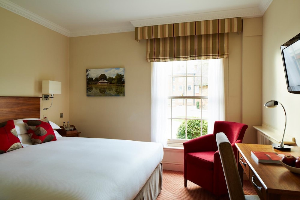 The Woburn Hotel 9/39