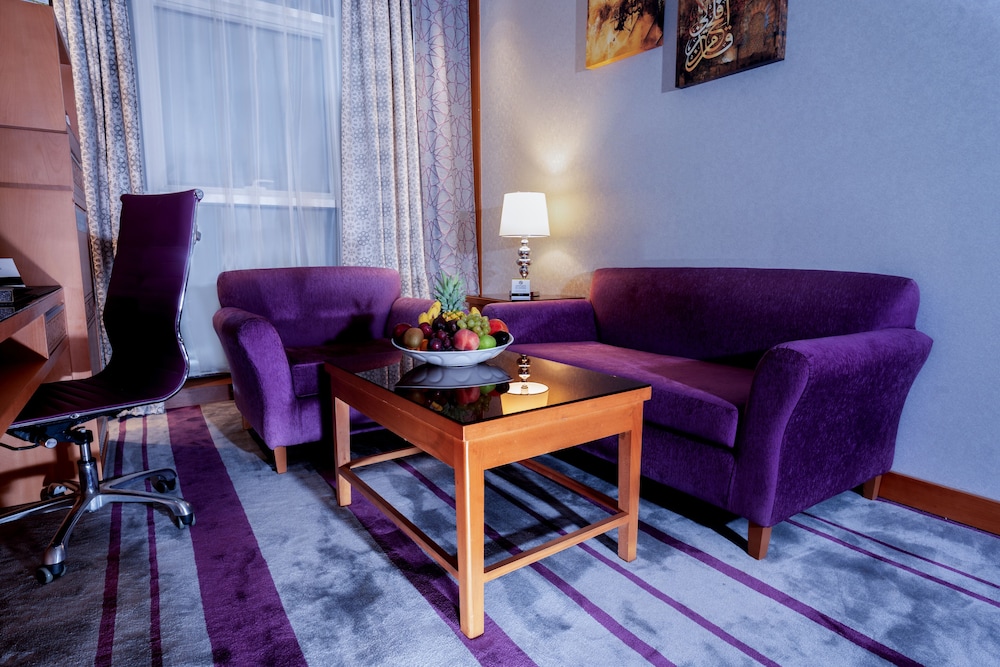 فندق فيفيد جدة(Vivid Hotel Jeddah) 32/48
